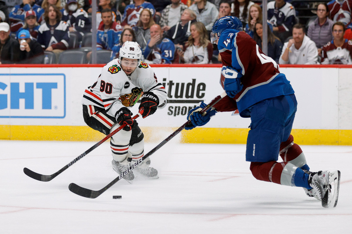 How to Watch Blackhawks at Avalanche Live Stream TV Channel