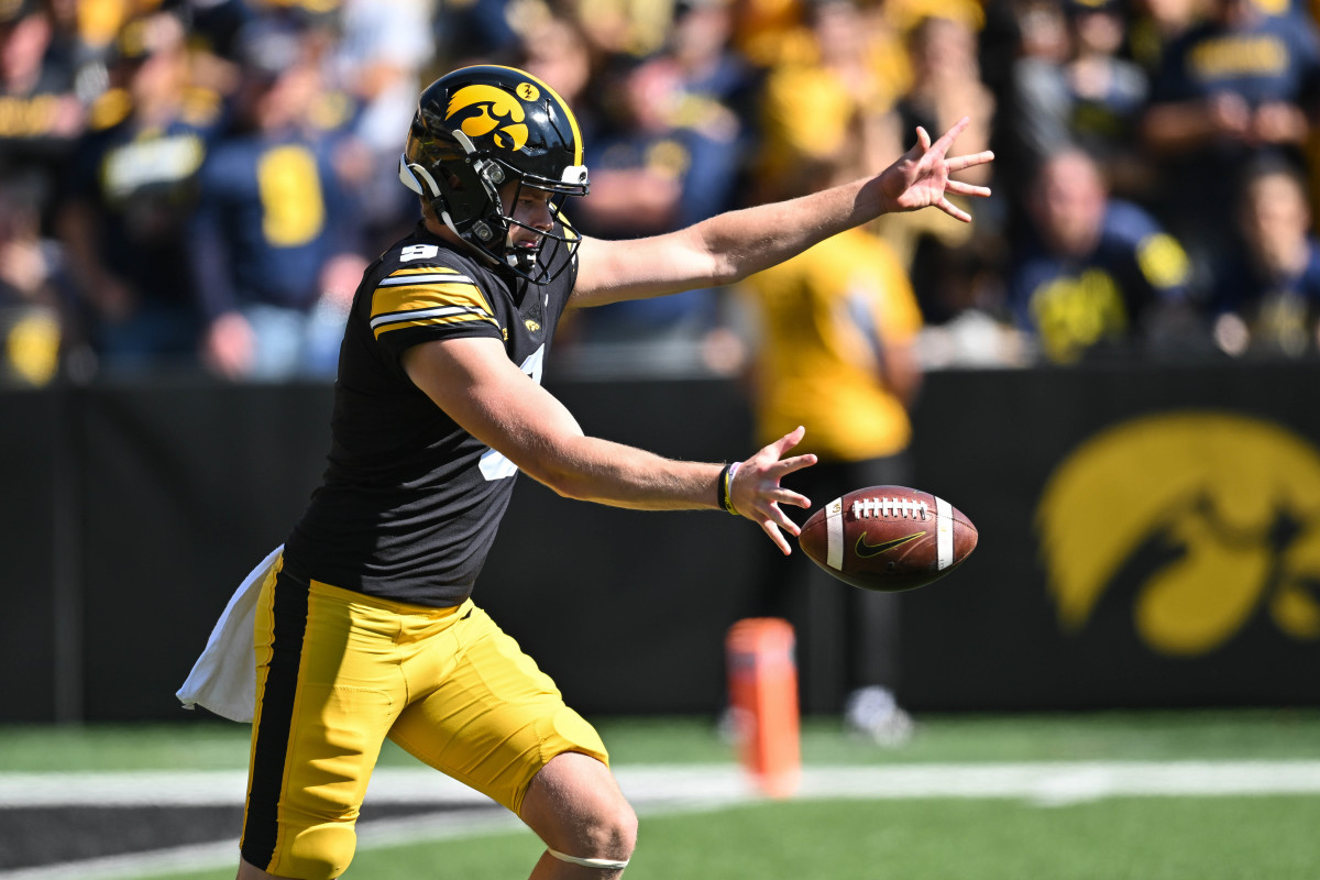 Iowa perspective: Get to know new Chicago Bears punter Tory Taylor - On ...