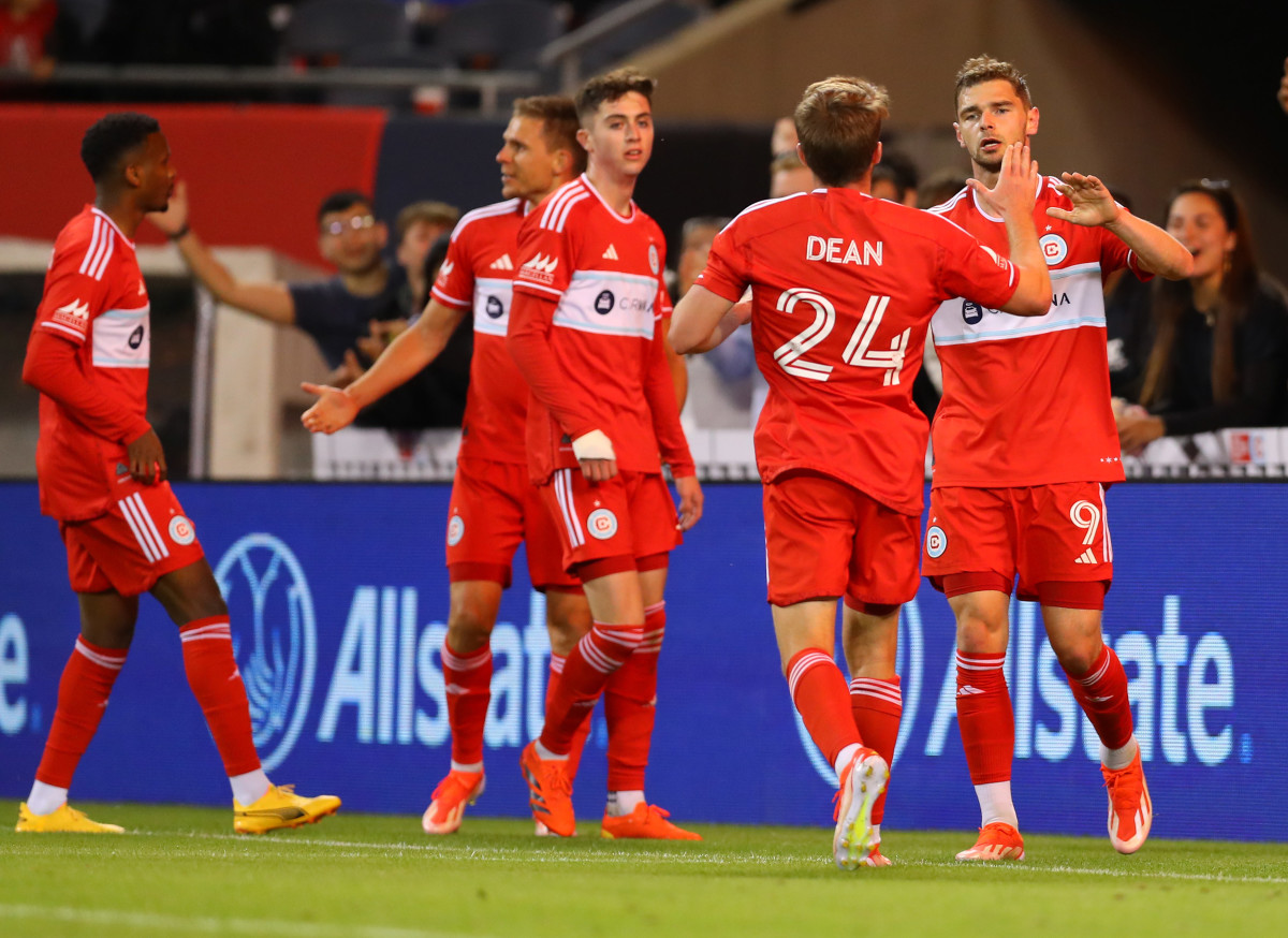 Chicago Fire, Orlando City play to 1-1 draw at Soldier Field - On Tap ...