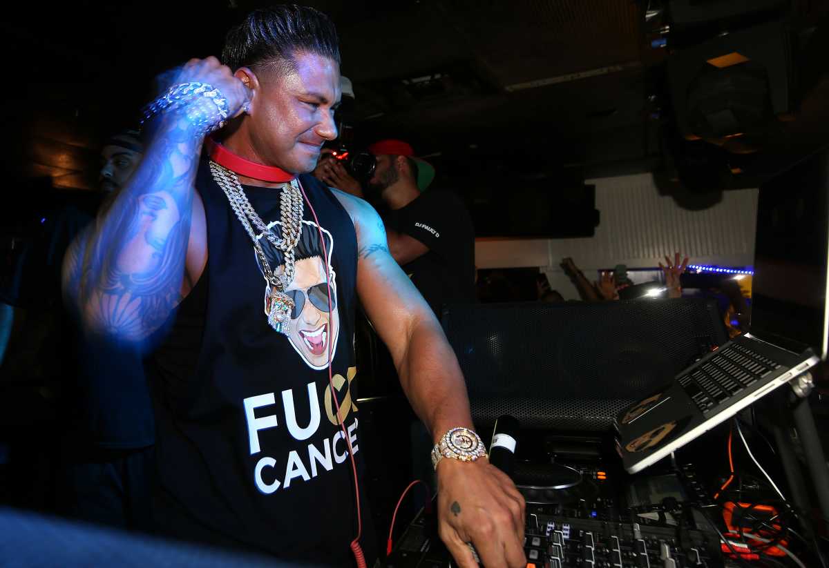 DJ Pauly D, Liam Hendriks to host 'Be The Match' tailgate event