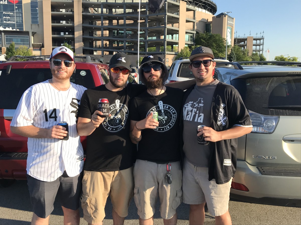 The Best Restaurants, Bars, and Attractions Surrounding Guaranteed Rate Field 1 White Sox Tailgating