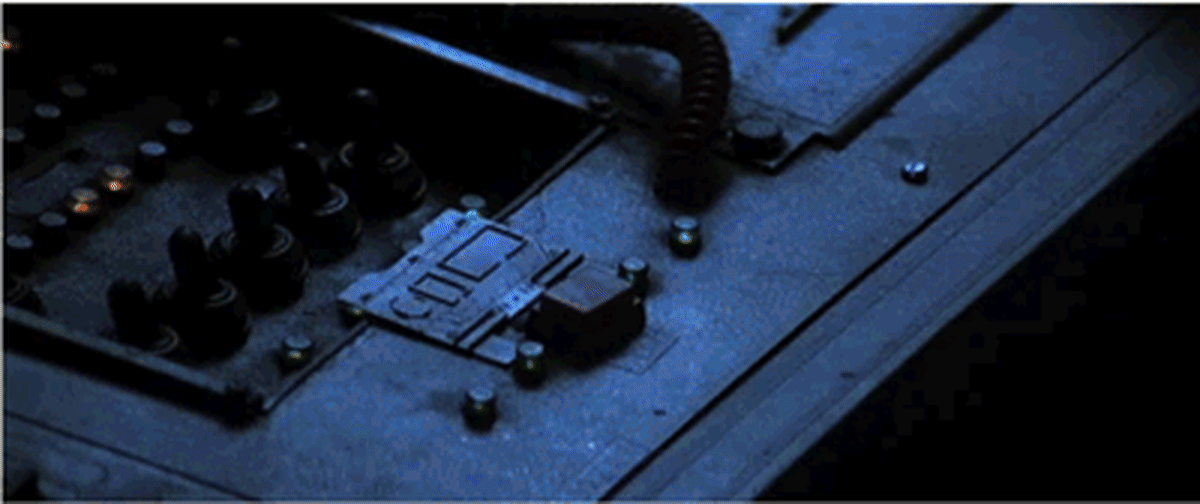 alien-ripley-airlock.gif